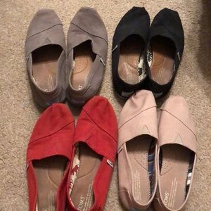 Bundle of Toms!🔳🌫⬜️🌹